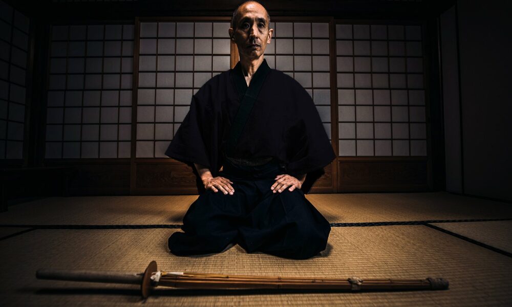 senior-japanese-martial-art-practioner